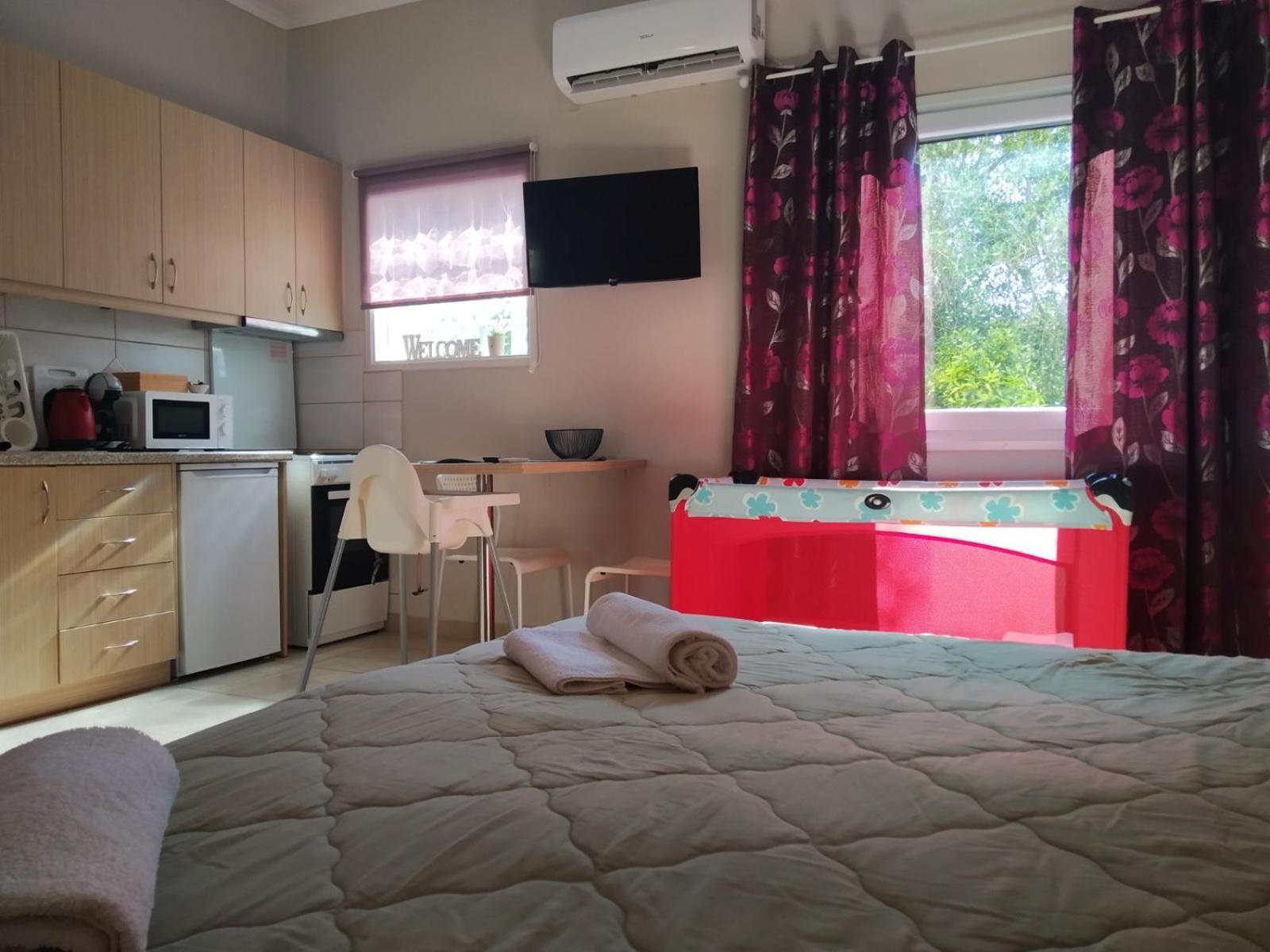 Trousas Apartments Рода Экстерьер фото